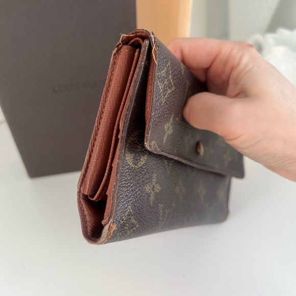 Louis Vuitton International wallet - Picture 3 of 6